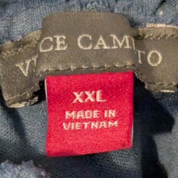 Vince Camuto Blue Puff Sleeve Smocked Blouse - Picture 6 of 9